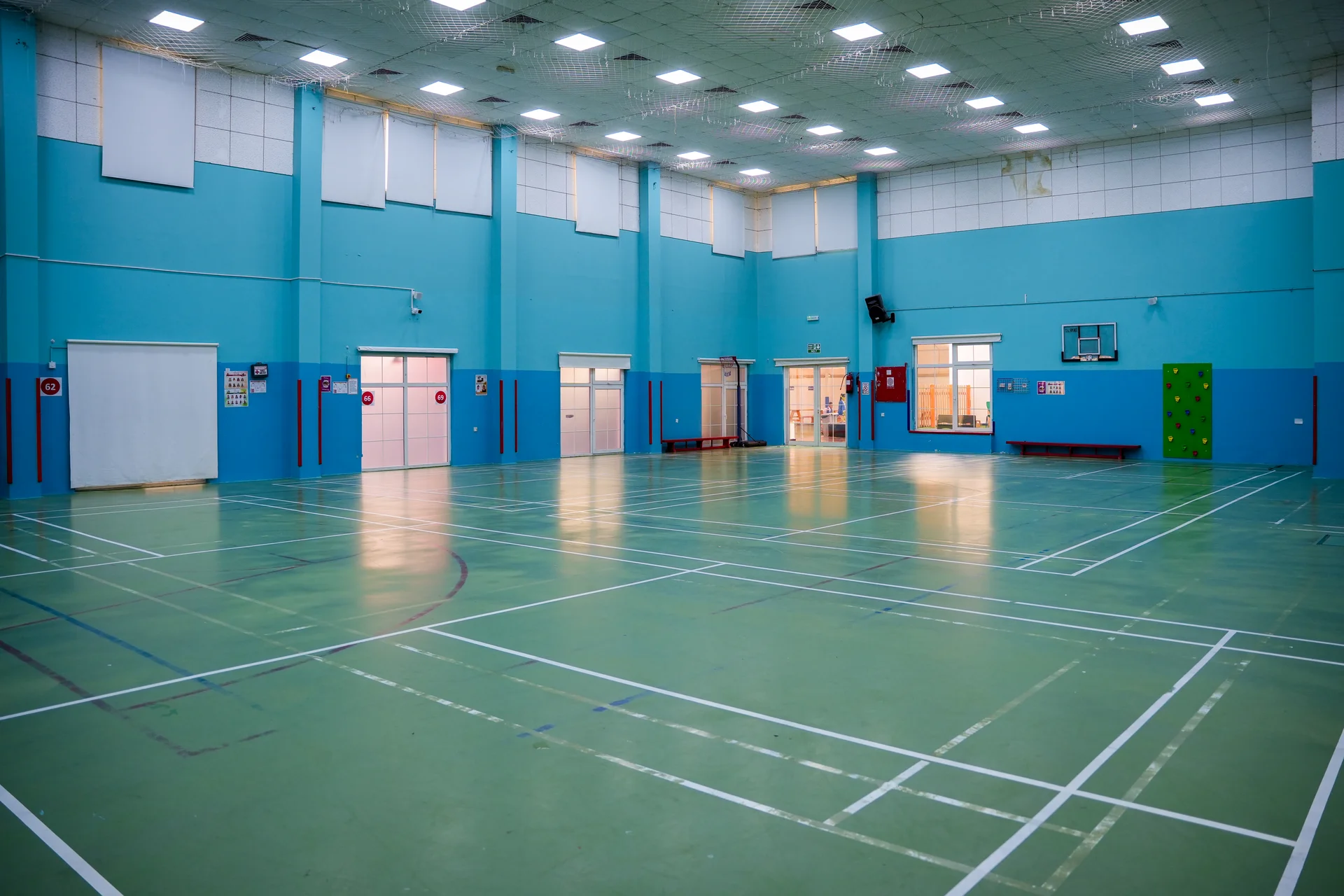 Gallery primary 4